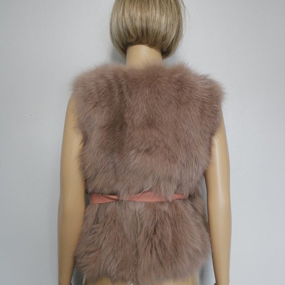 #470 Fox fur vest - Picture 2 of 6